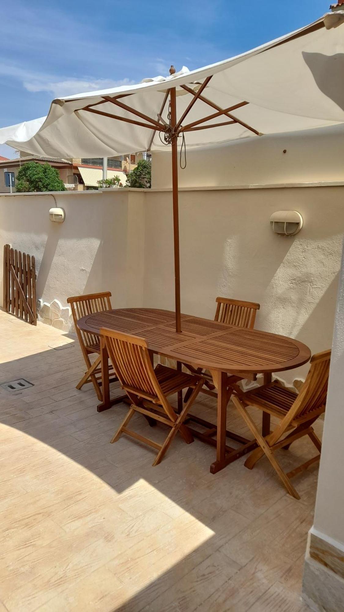 Casa Roberto Beach Торваяніка Екстер'єр фото